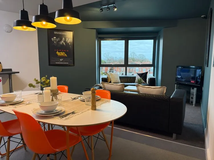 Apartment 5, Longdales Lodge, 1 Longdales Road, Lincoln, Lincolnshire, LN2 2EQ - Thumbnail 1